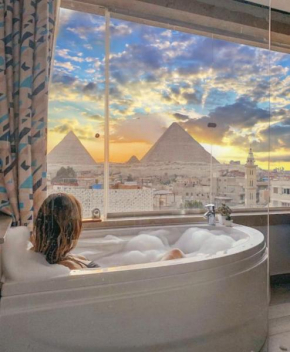 Pyramid Edge Hotel & Exclusive Pyramids View Rooftop
